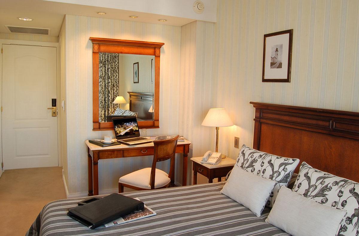 Howard Johnson Hotel 9 De Julio Avenue Buenos Aires Szoba fotó