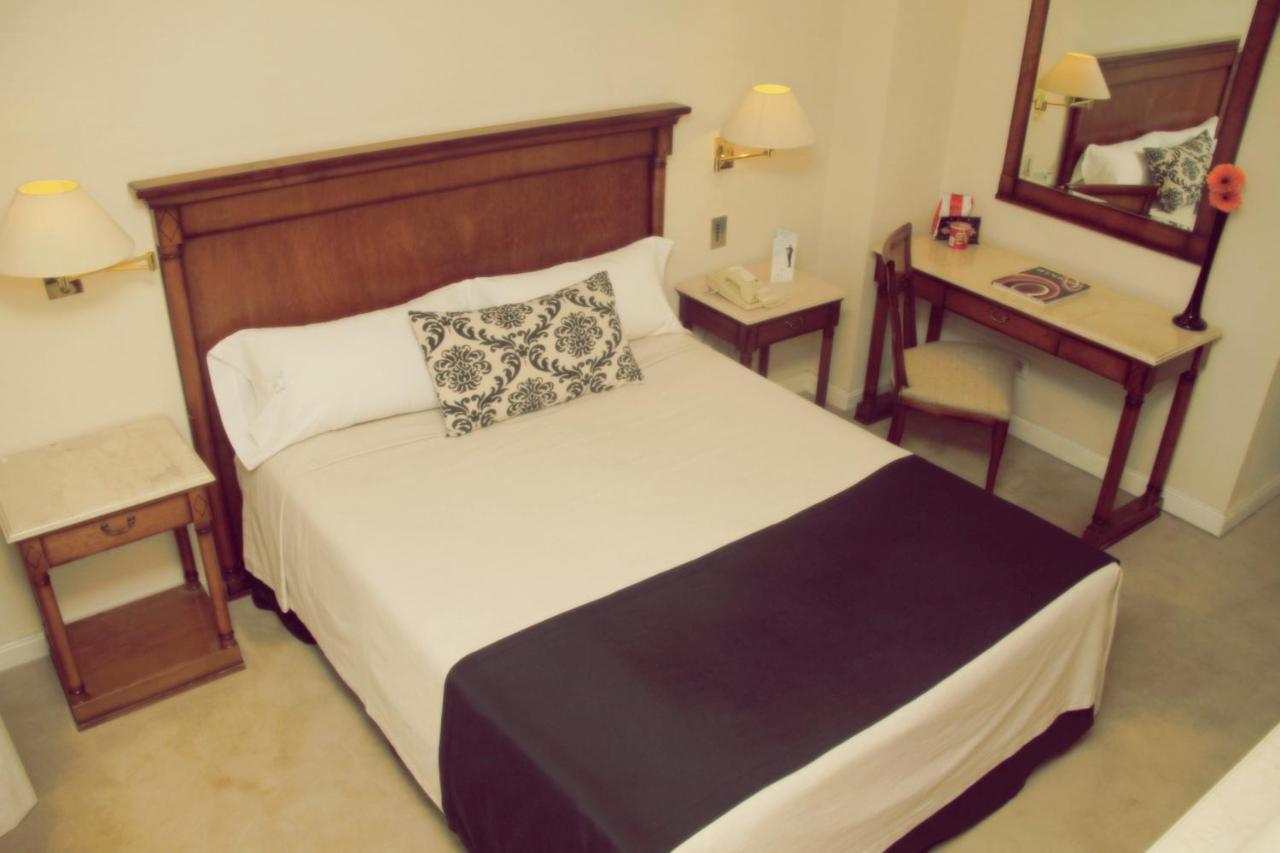 Howard Johnson Hotel 9 De Julio Avenue Buenos Aires Kültér fotó