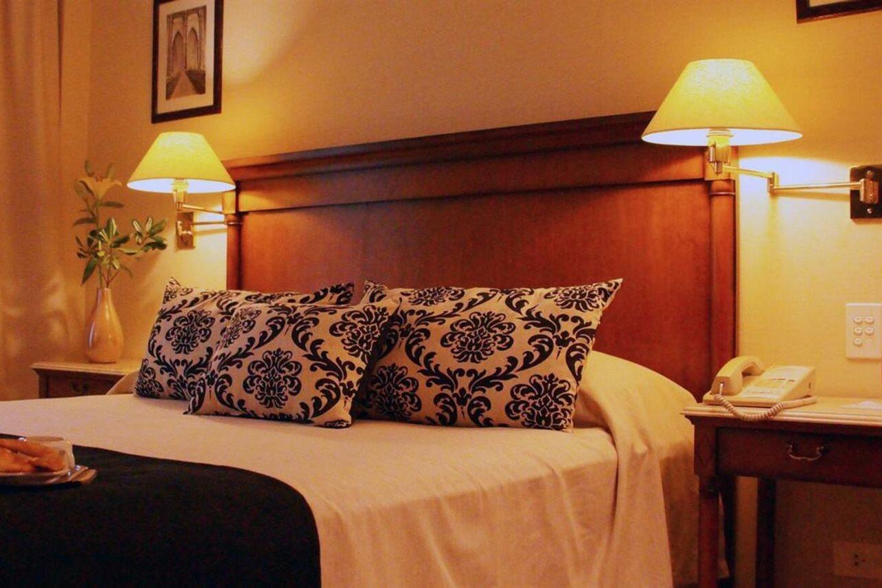 Howard Johnson Hotel 9 De Julio Avenue Buenos Aires Kültér fotó